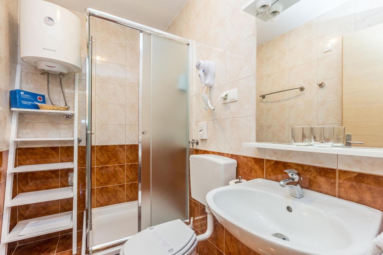 Mirica 2 * Baska (Krk)